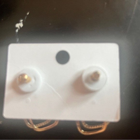 Beautiful, fresh water, pearls earrings, and matching bracelet still in box - Picture 2 of 3